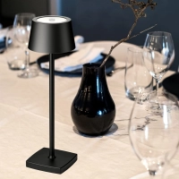 Cordless restaurant table LED lamp for indoor and outdoor