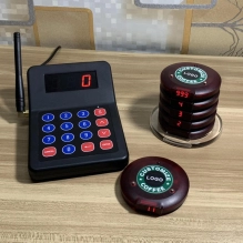 Restaurant pager system bundle - keypad + 10 vibrating/flashing pagers