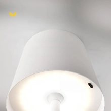 Table lamp for restaurants, WHITE, with battery, rechargeable, 3600 mAh